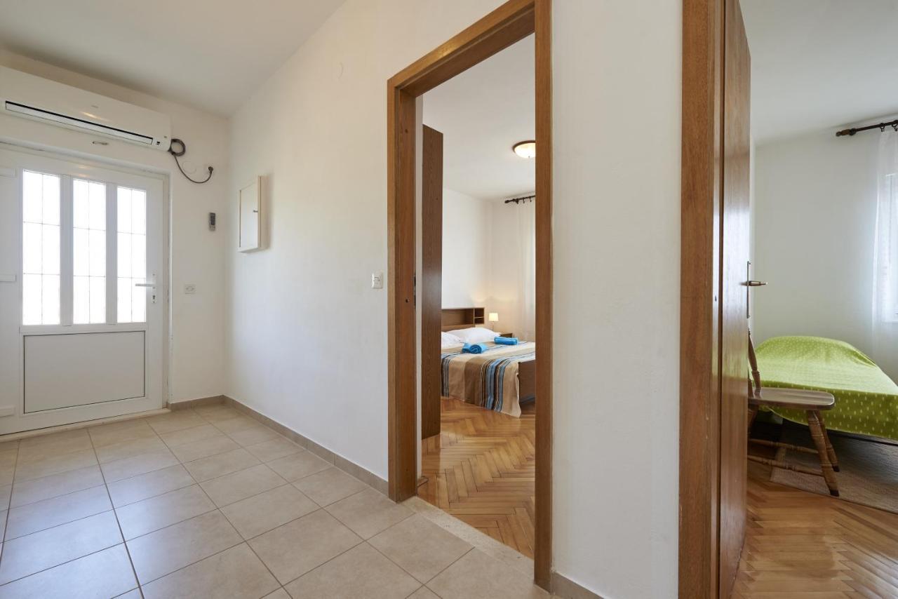 Apartments By The Sea Slatine, Ciovo - 15504 외부 사진