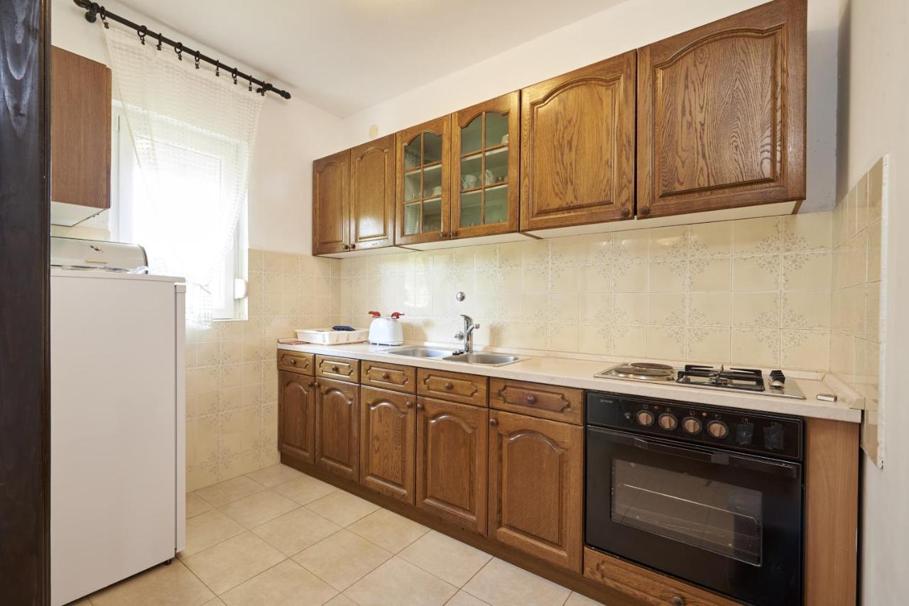 Apartments By The Sea Slatine, Ciovo - 15504 외부 사진