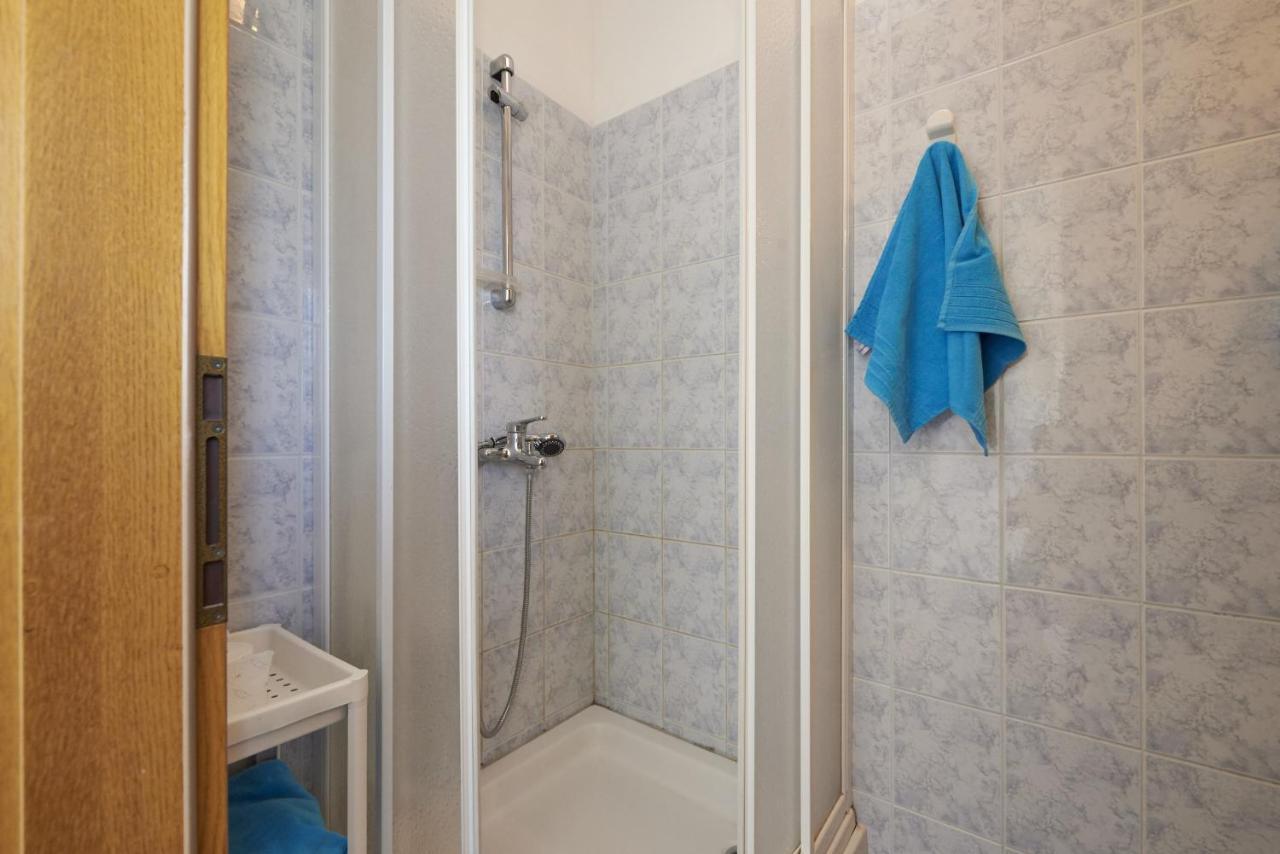 Apartments By The Sea Slatine, Ciovo - 15504 외부 사진