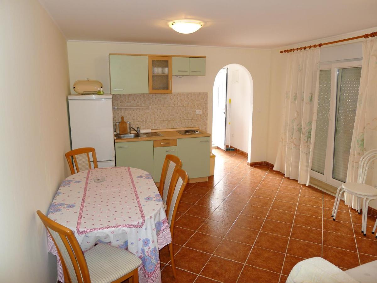 Apartments By The Sea Slatine, Ciovo - 15504 외부 사진